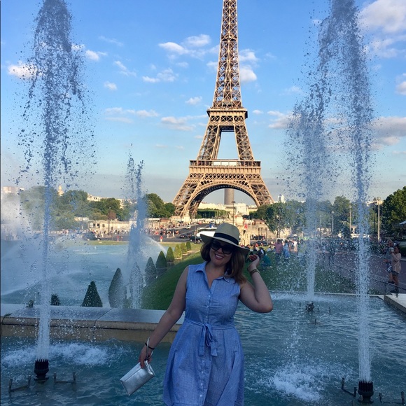 Meet your Posher, Melissa - Picture 2 of 5